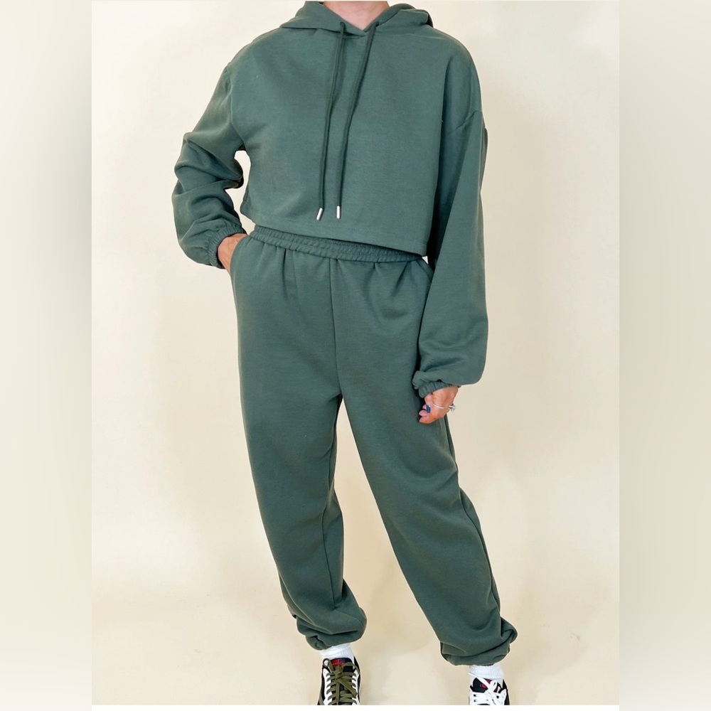 Shop Talulah Lounge Around Set | Olive